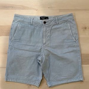 Men’s Abercrombie khaki shorts